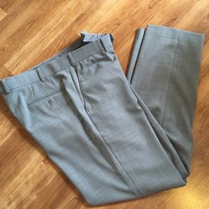 Men’s dress pants 36W x 32L like new; Brand: Chaps